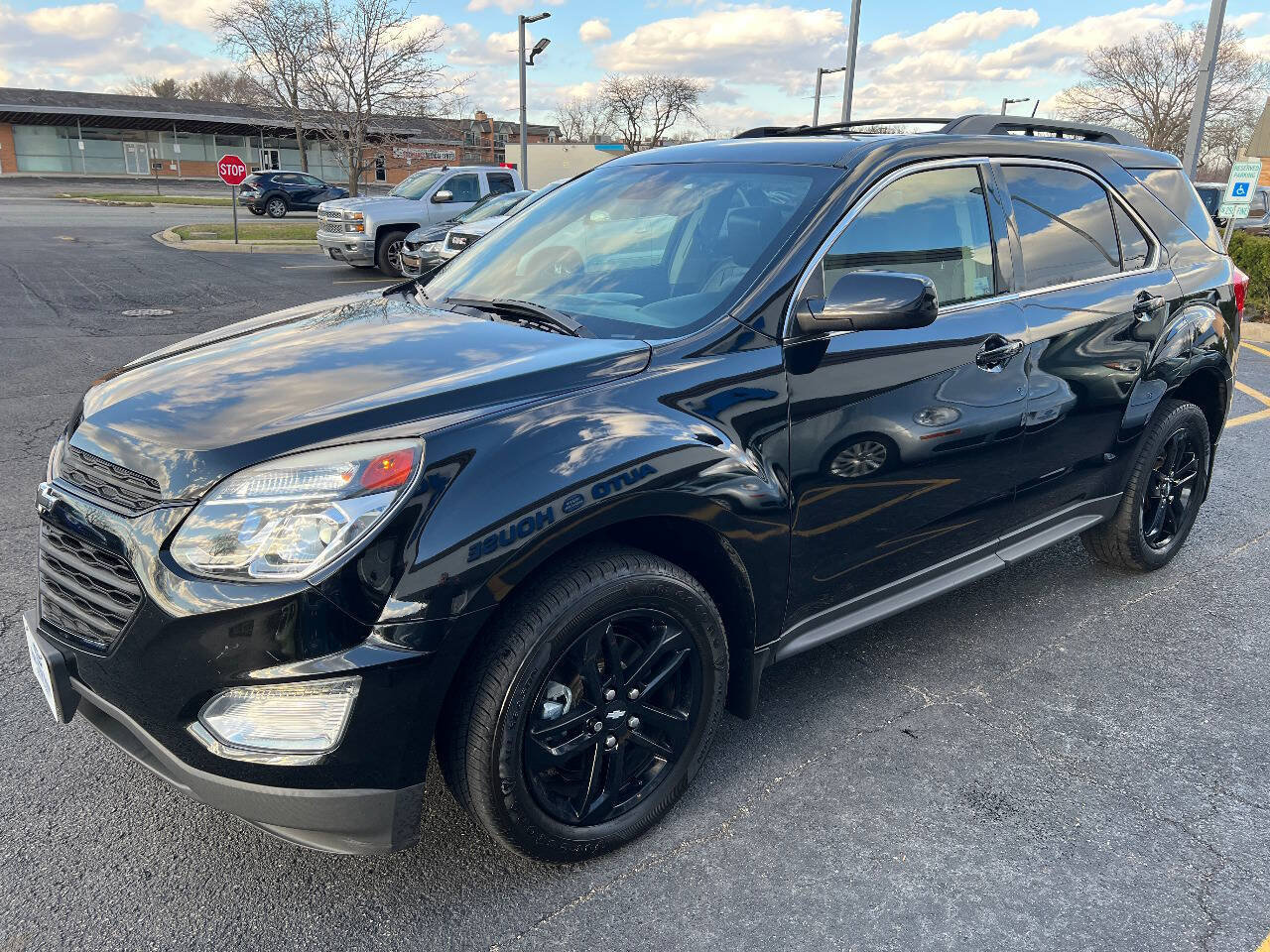 Used 2017 Chevrolet Equinox LT w/ Midnight Edition AWD/4WD image 6