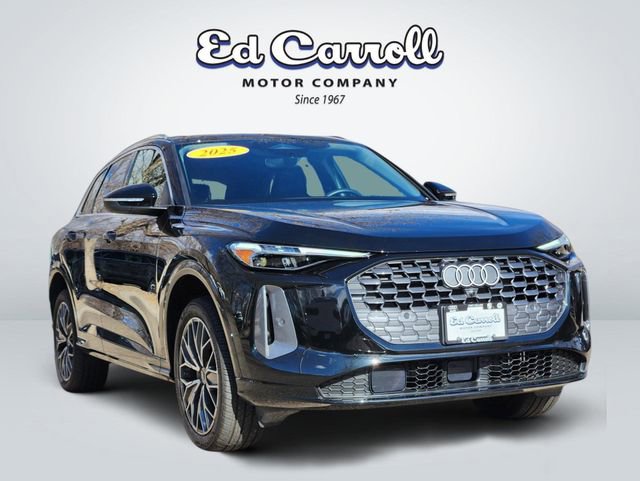 Used 2025 Audi Q5 Premium Plus w/ Premium Plus image 3