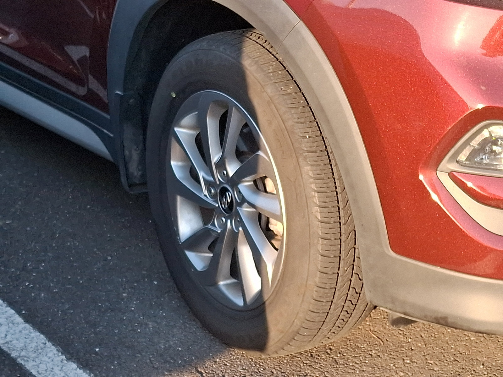 Used 2018 Hyundai Tucson SEL Plus AWD/4WD image 6