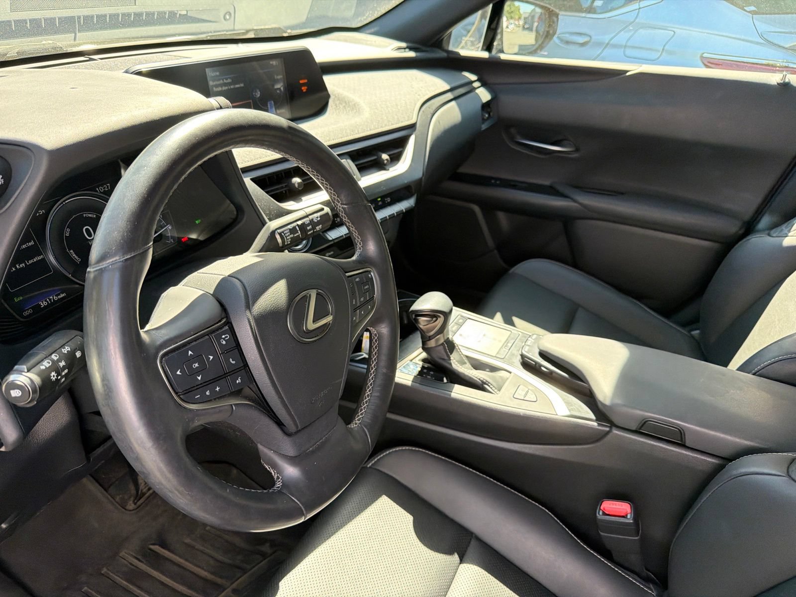 Used 2020 Lexus UX 250h w/ Premium Package AWD/4WD image 11