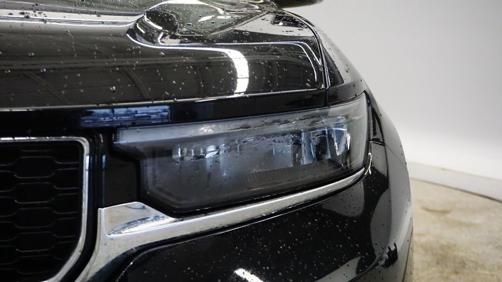 Certified 2023 Jeep Grand Cherokee L Limited image 12