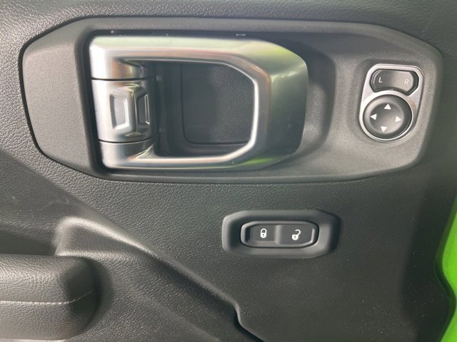 Used 2025 Jeep Wrangler Sport image 26