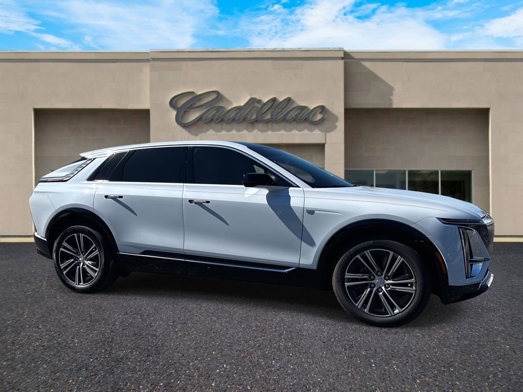 New 2026 Cadillac Lyriq Premium Luxury