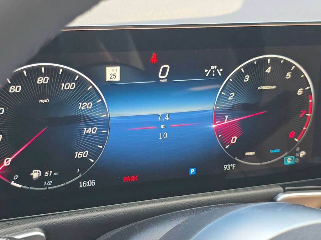 New 2026 Mercedes-Benz GLB 250 4MATIC image 29