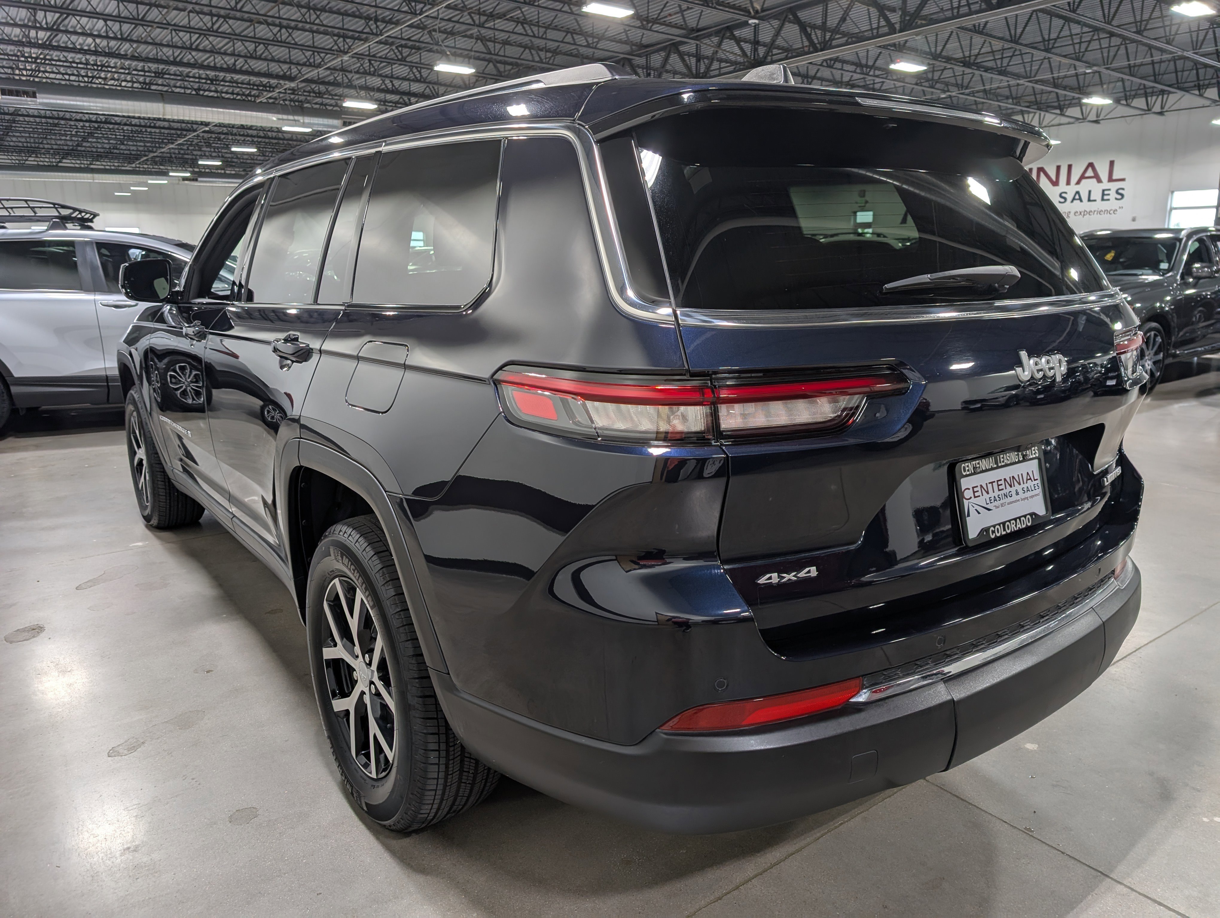 Used 2024 Jeep Grand Cherokee L Limited w/ Trailer Tow Package image 4