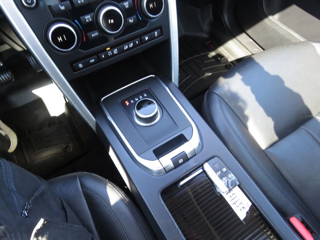 Used 2019 Land Rover Discovery Sport HSE image 24
