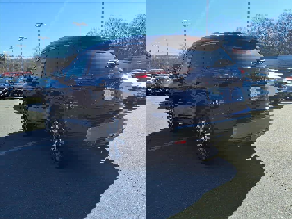 Used 2026 Nissan Rogue SL image 6