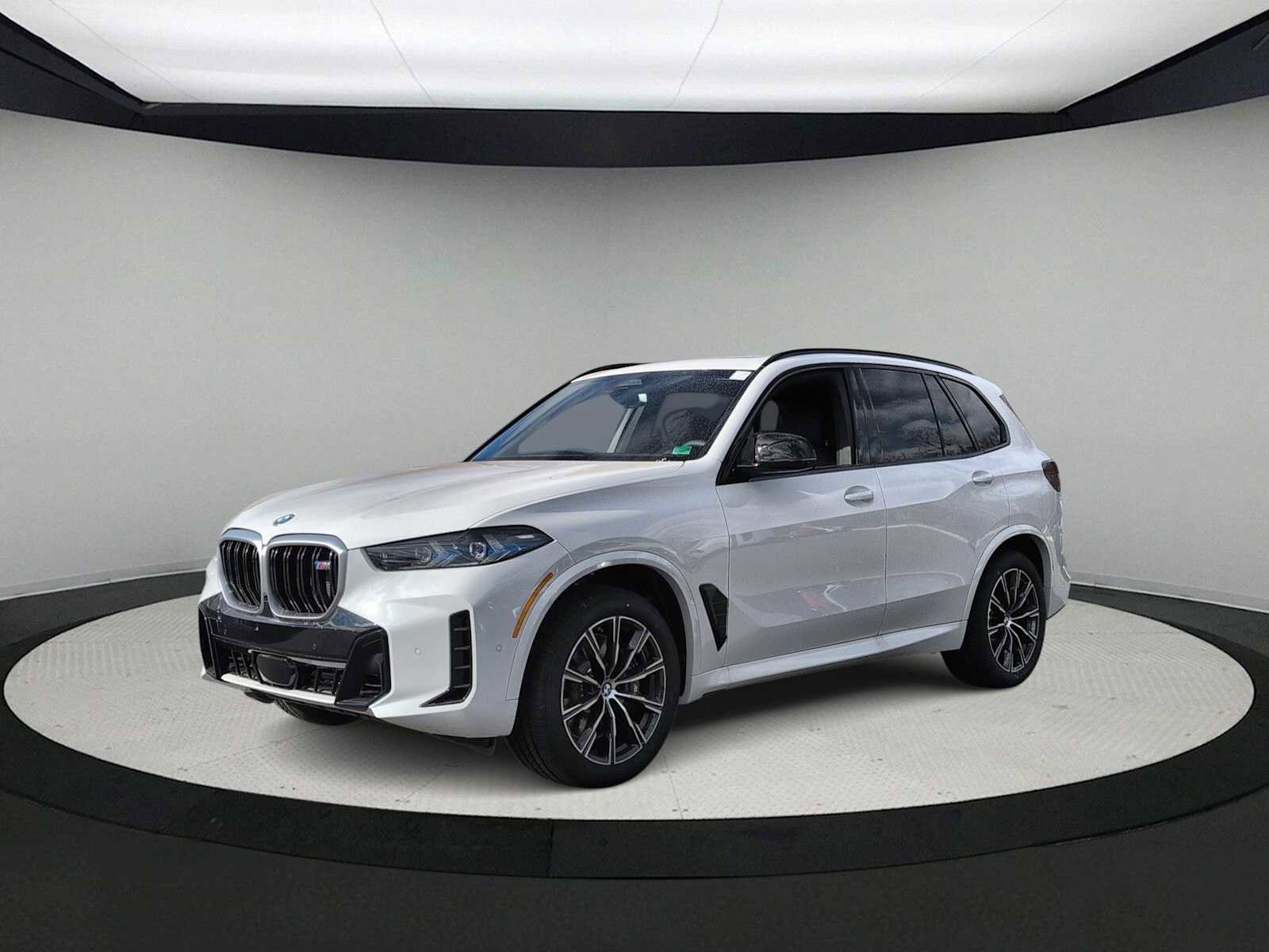 New 2026 BMW X5 M60i w/ Climate Comfort Package image 4