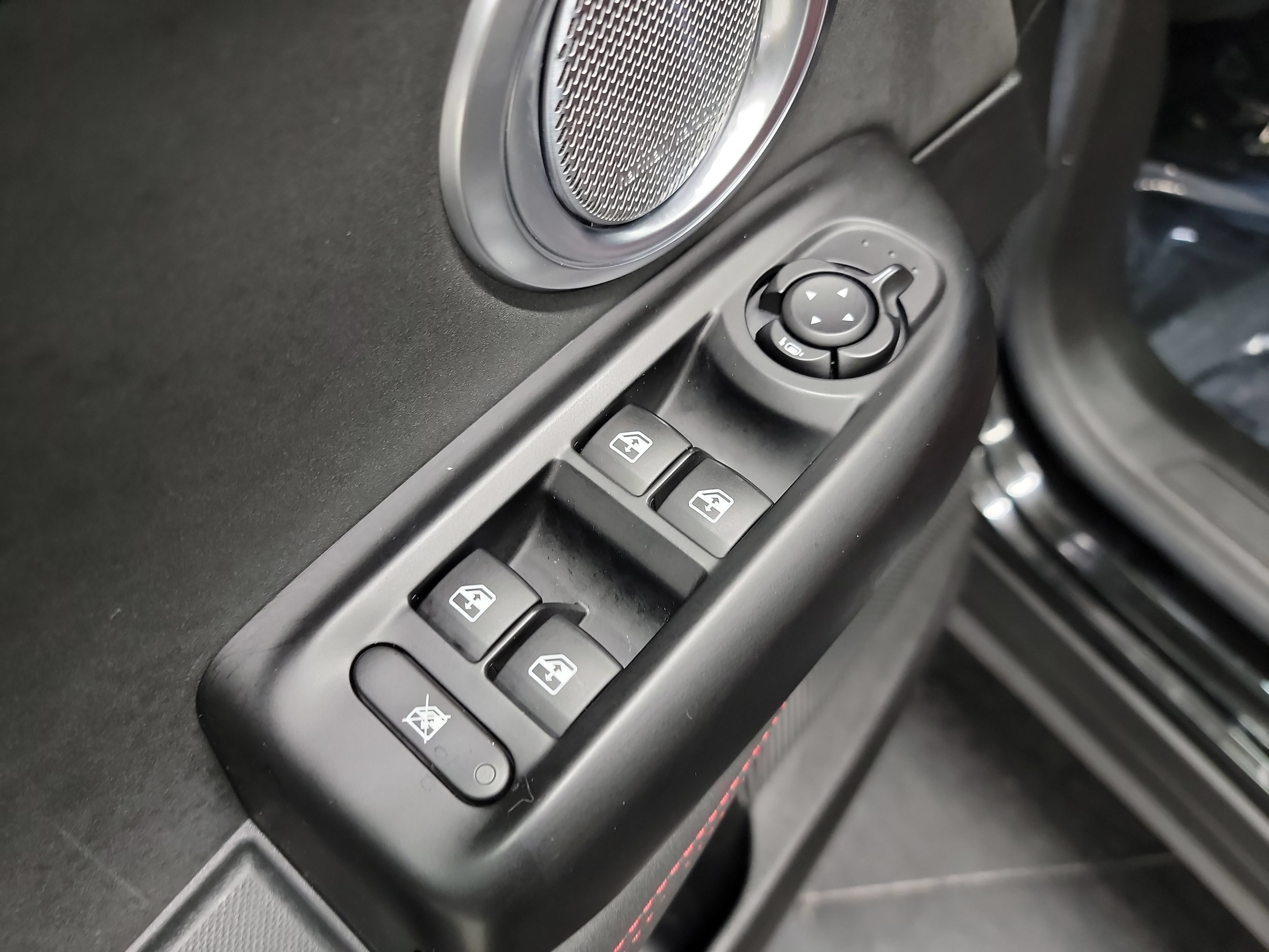 Used 2024 Dodge Hornet R/T Plus w/ R/T Blacktop Package AWD/4WD image 14