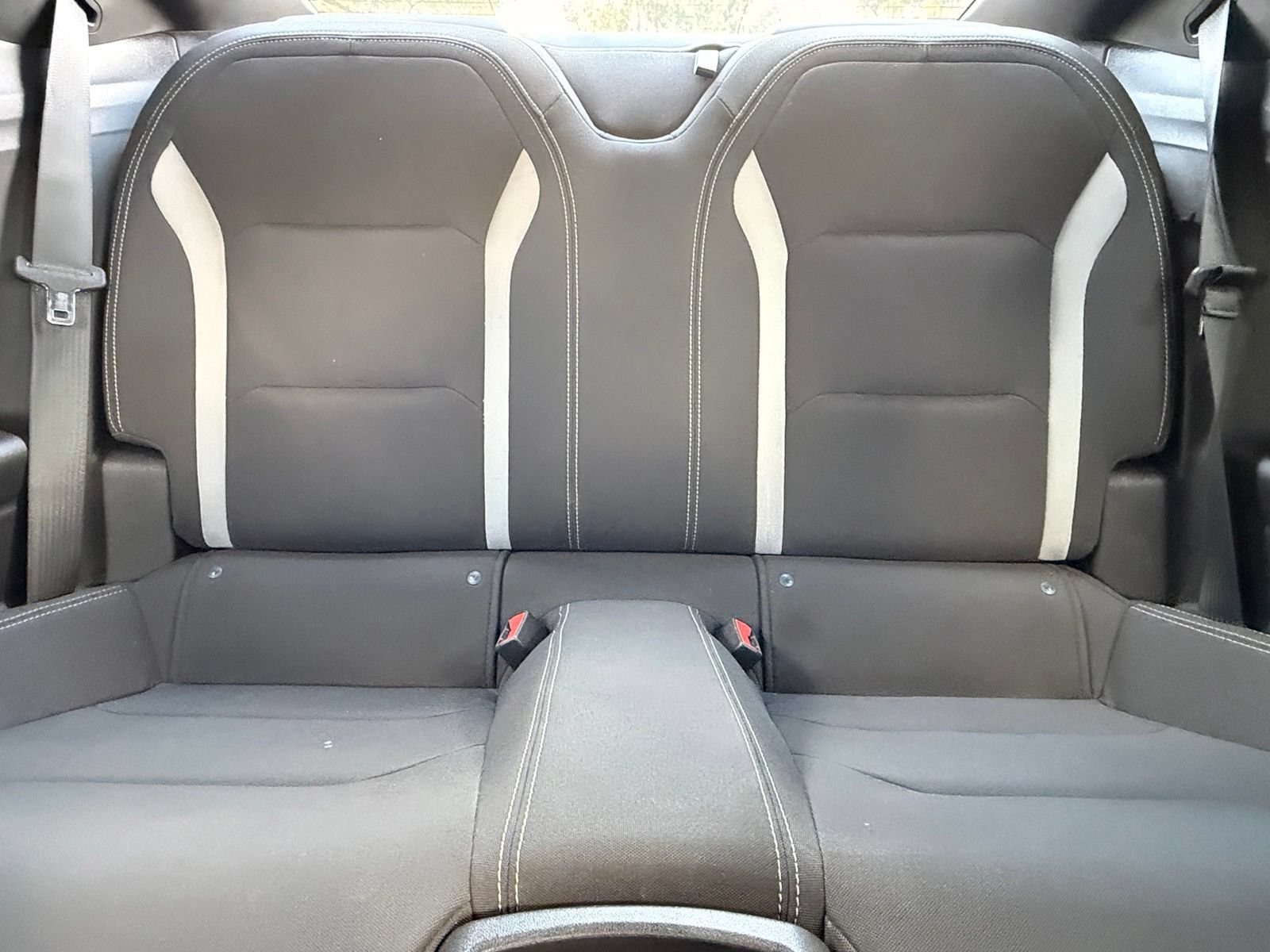 Used 2018 Chevrolet Camaro SS RWD image 37