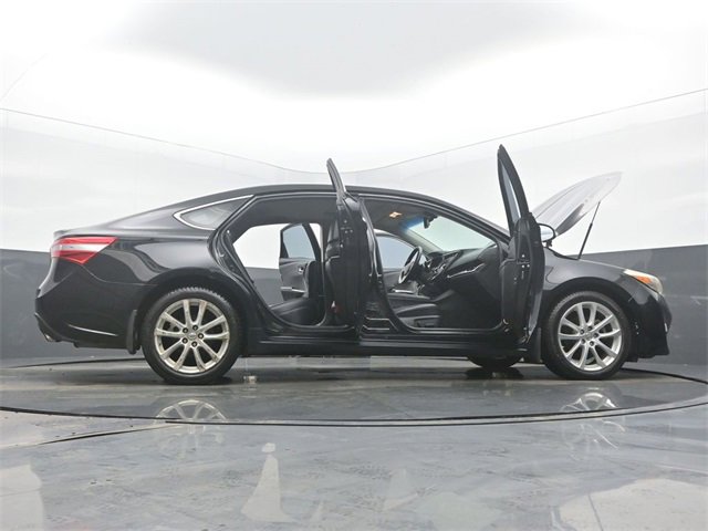 Used 2013 Toyota Avalon XLE Touring image 61