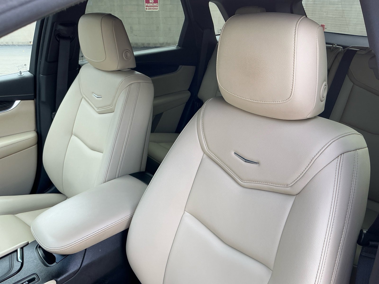 Used 2018 Cadillac XT5 FWD image 20