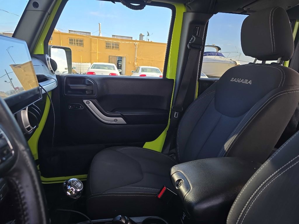 Used 2016 Jeep Wrangler Unlimited Sahara image 12