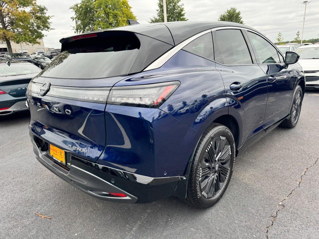 Certified 2025 Nissan Murano Platinum w/ Cargo Package AWD/4WD image 3