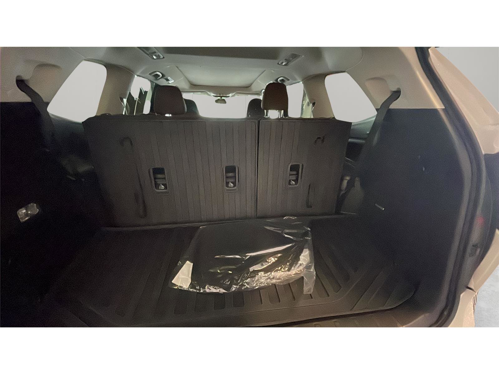 Used 2019 Subaru Ascent Touring AWD/4WD image 12