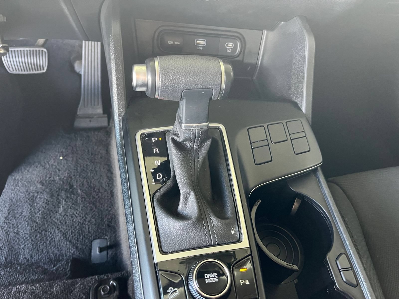 Used 2025 Kia Sportage LX FWD image 38