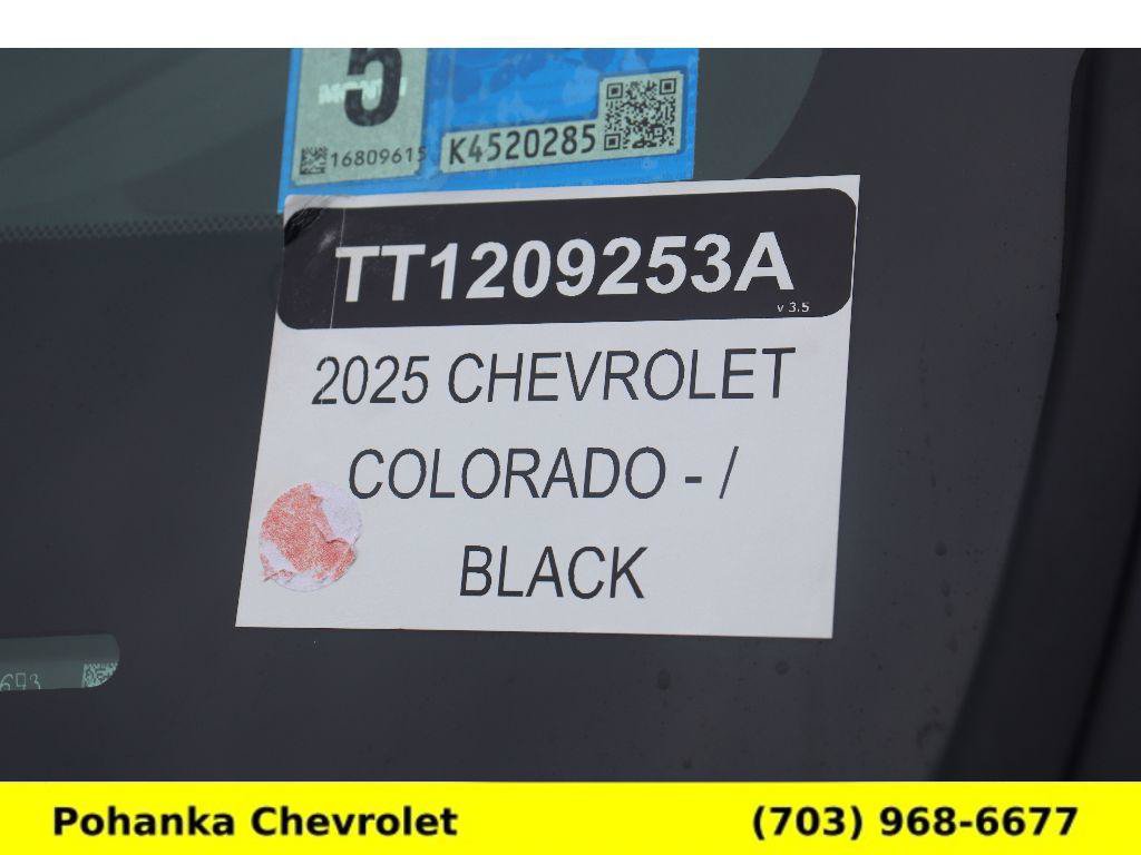 Certified 2025 Chevrolet Colorado Trail Boss AWD/4WD image 35