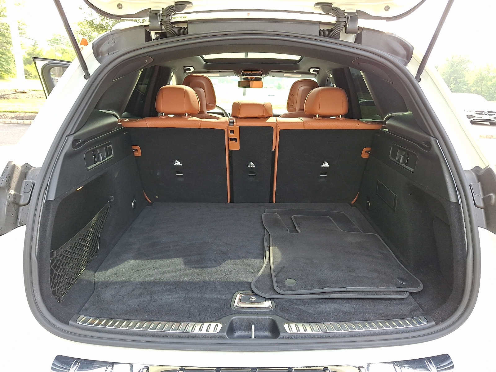 Used 2023 Mercedes-Benz GLC 300 4MATIC image 26
