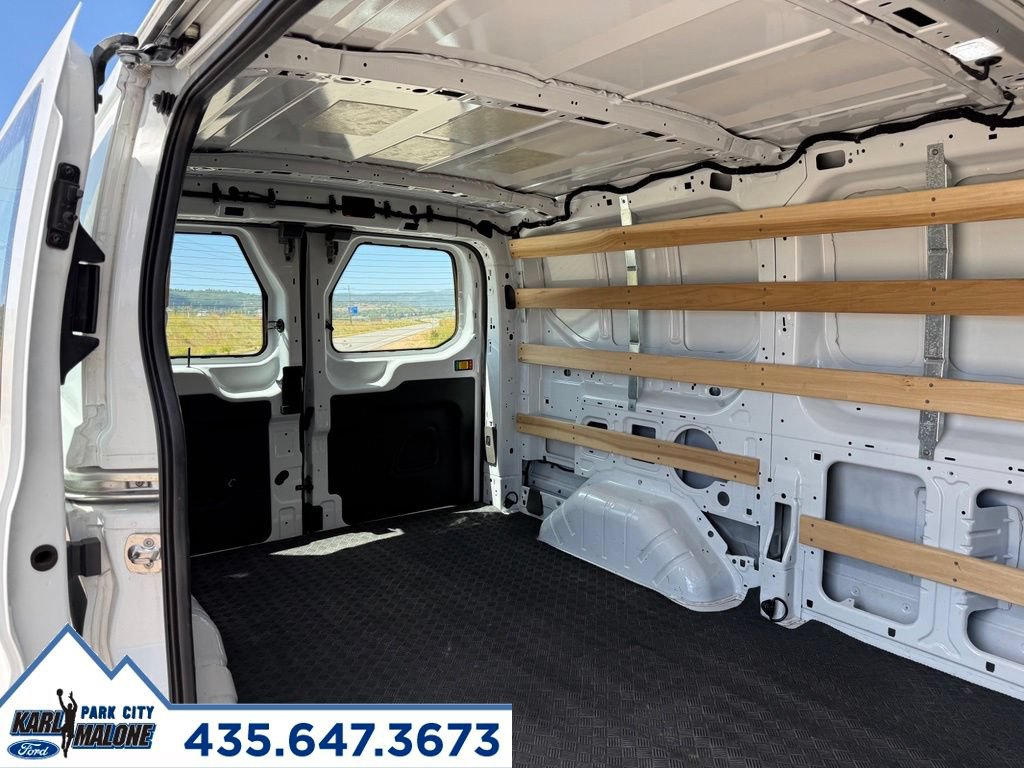 Used 2025 Ford Transit 250 Low Roof w/ Exterior Upgrade Package RWD image 27
