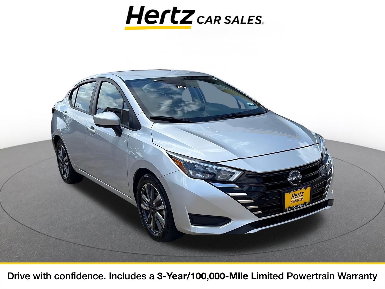 Used 2025 Nissan Versa SV FWD image 1