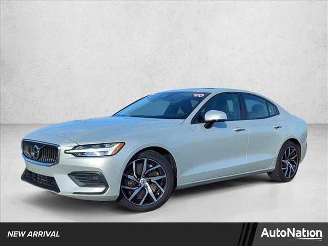 Used 2020 Volvo S60 T6 Momentum image 1