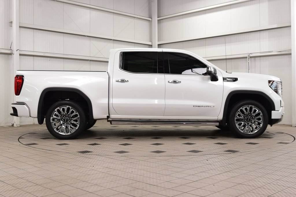 Used 2024 GMC Sierra 1500 Denali Ultimate AWD/4WD image 9