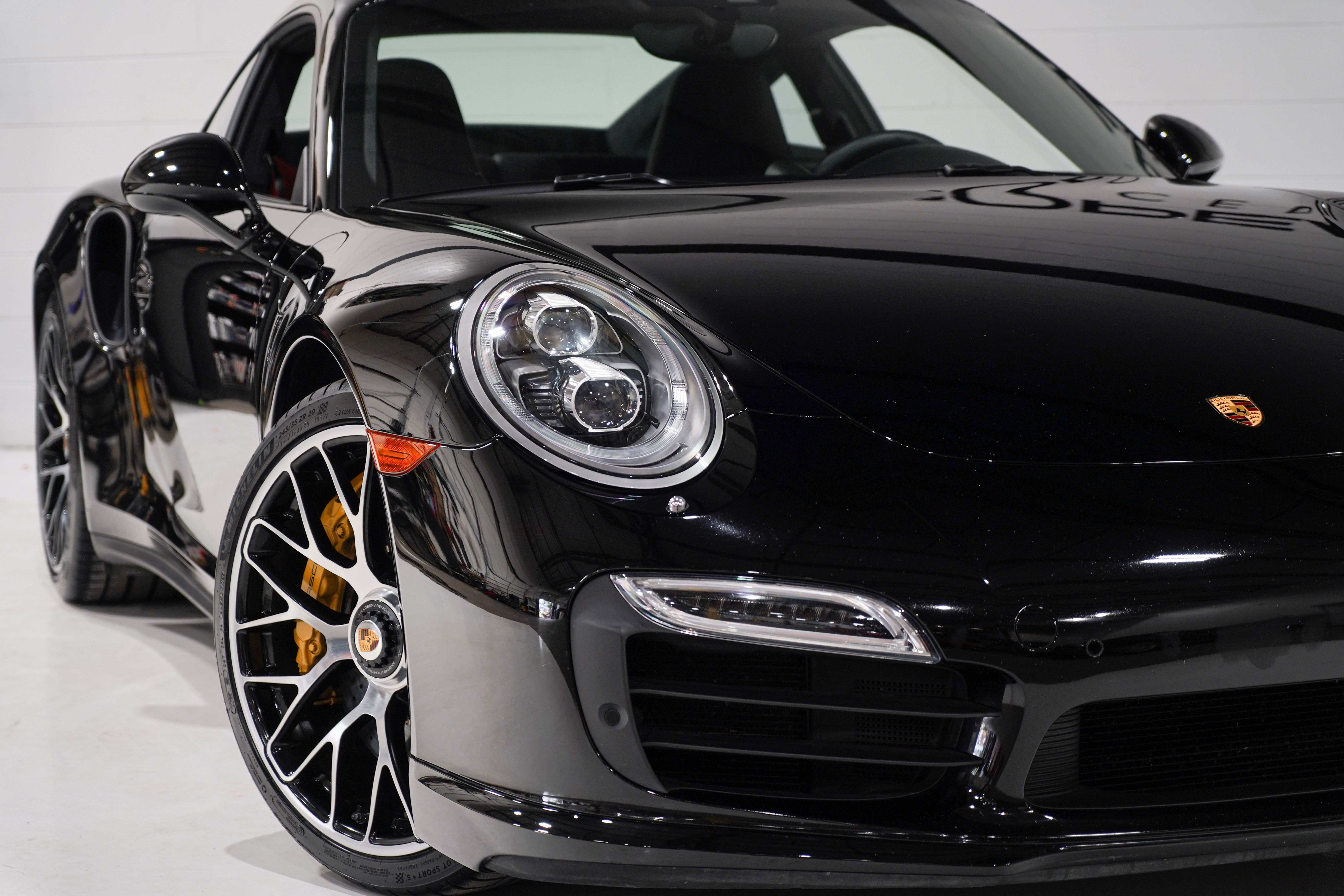 Used 2014 Porsche 911 Turbo S AWD/4WD image 26