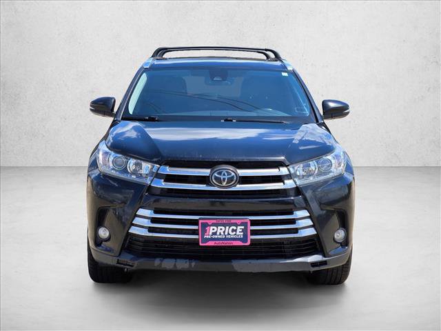 Used 2017 Toyota Highlander Limited FWD image 2