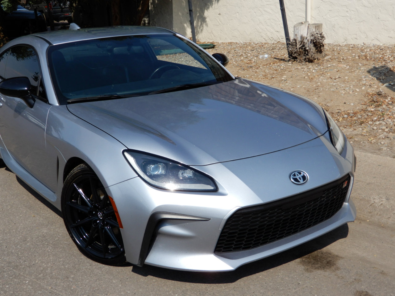 Used 2023 Toyota GR86 Premium w/ ALL Weather Mat Package (TMS) image 2