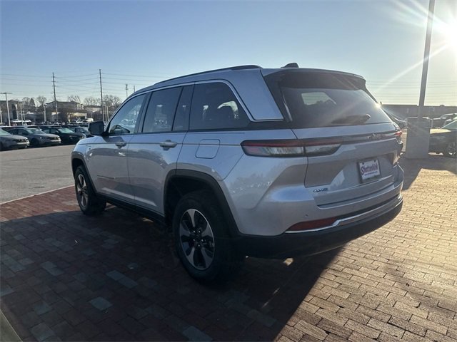 Used 2022 Jeep Grand Cherokee Limited 4xe image 34