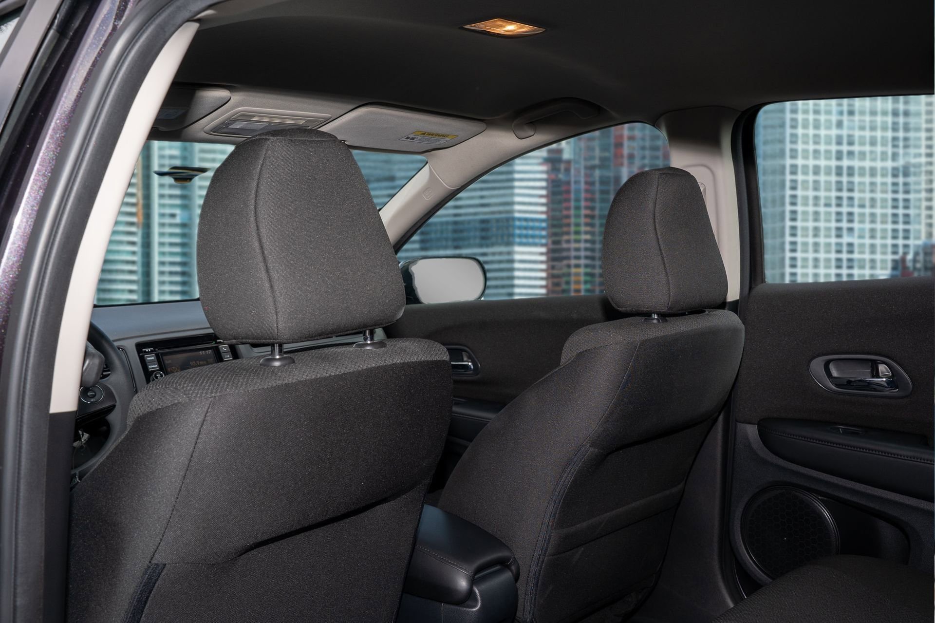 Used 2016 Honda HR-V LX image 17