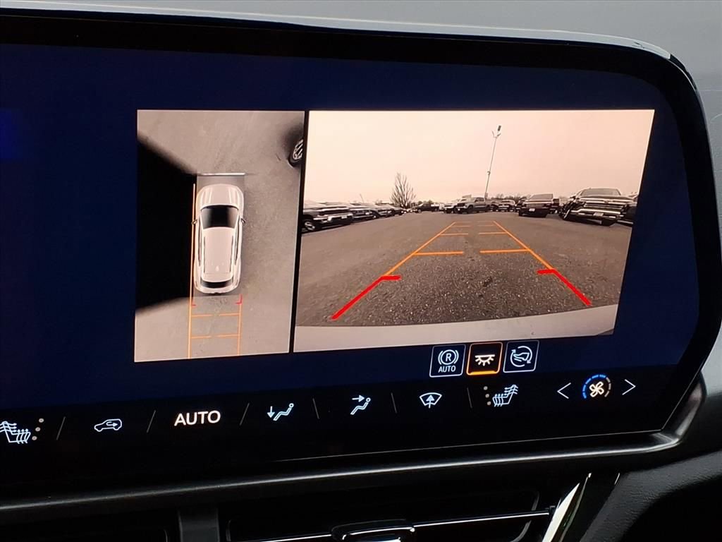 New 2026 Chevrolet Equinox EV RS image 17