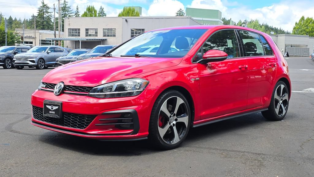 Used 2018 Volkswagen Golf 4-Door FWD image 8
