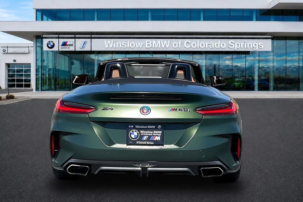 Used 2025 BMW Z4 M40i w/ Edition RWD image 5