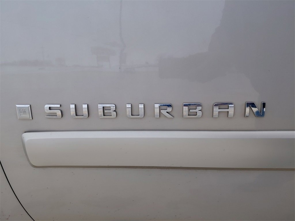 Used 2008 Chevrolet Suburban LT w/ LT Preferred Equipment Group image 28
