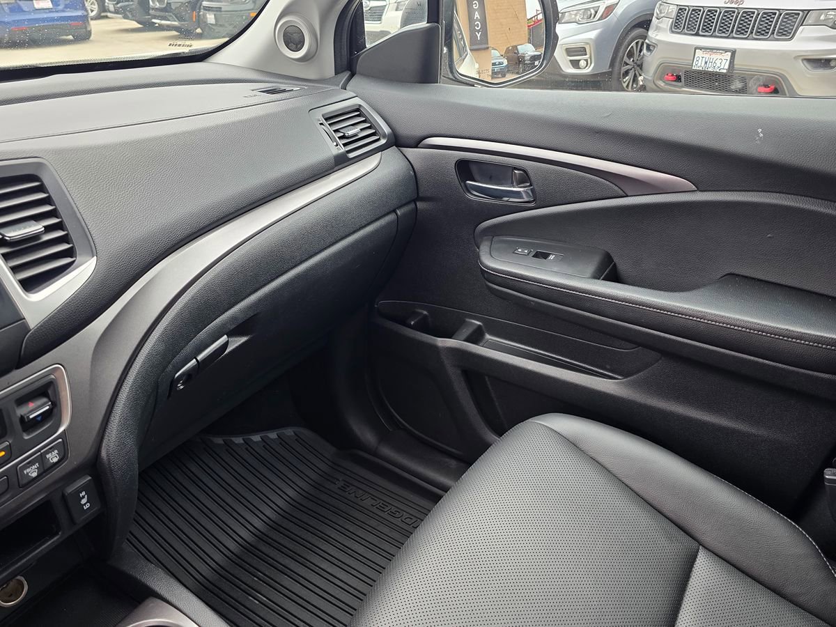 Used 2017 Honda Ridgeline RTL image 44
