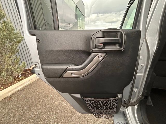 Used 2018 Jeep Wrangler Unlimited Sport S AWD/4WD image 33