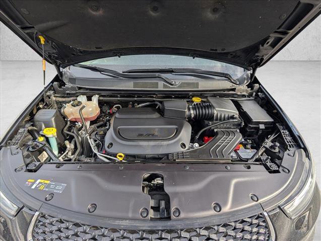 Used 2024 Chrysler Pacifica Touring-L image 23