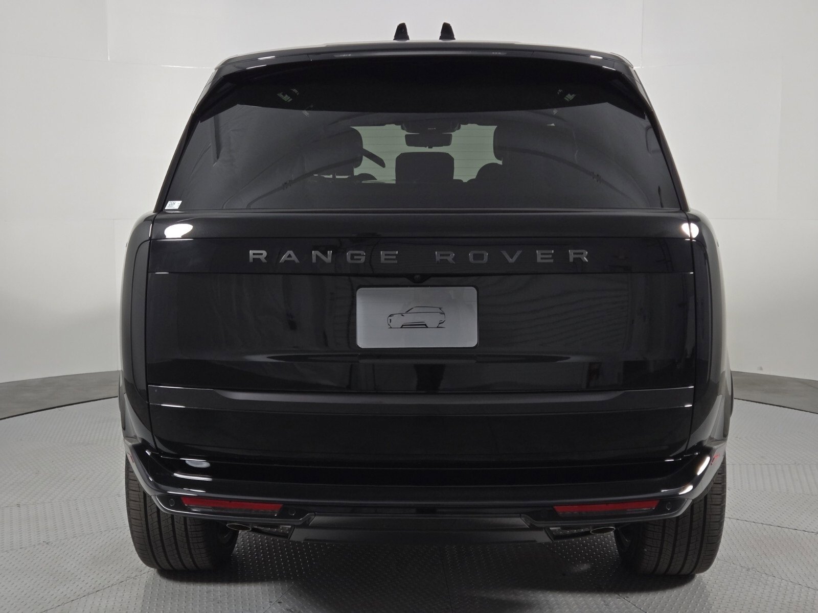 New 2025 Land Rover Range Rover SE image 7
