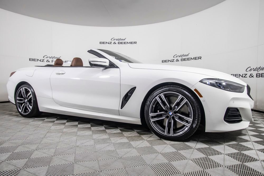 Used 2023 BMW 840i 840i w/ M Sport Professional Package image 3