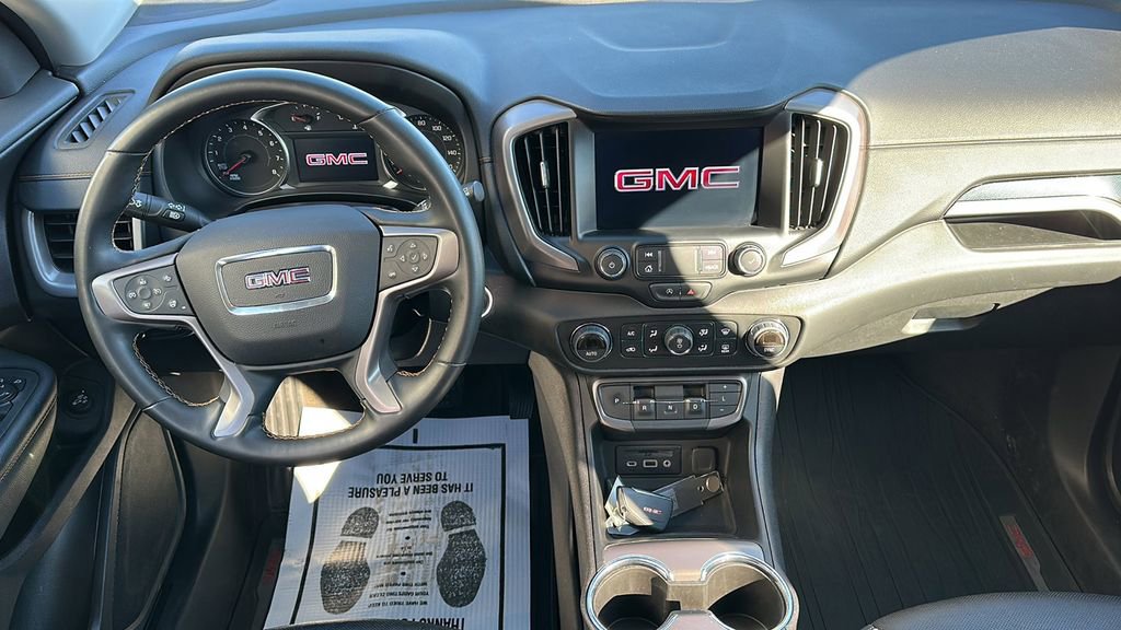 Used 2024 GMC Terrain AT4 image 15