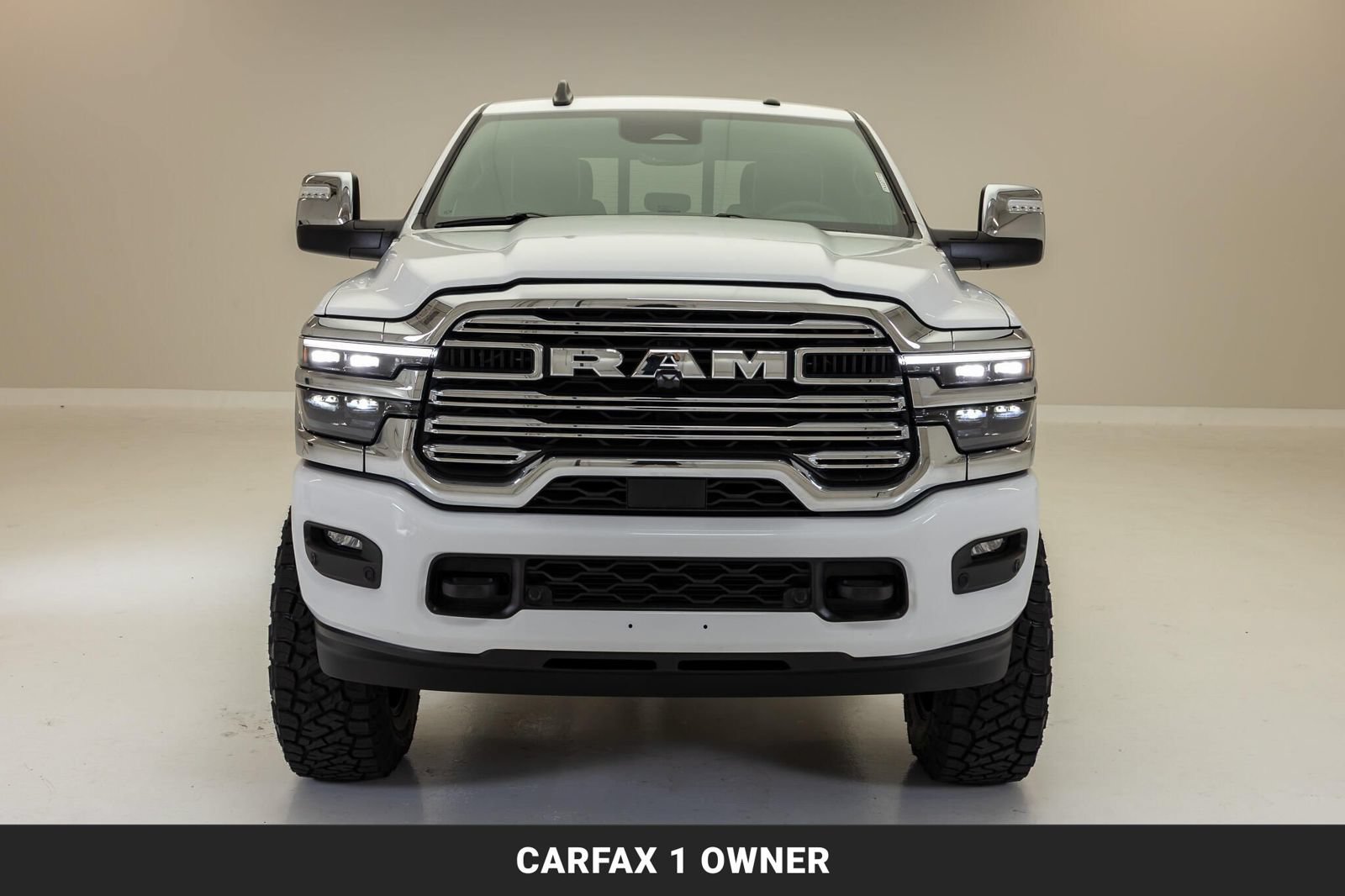 Used 2026 RAM 2500 Laramie AWD/4WD image 4