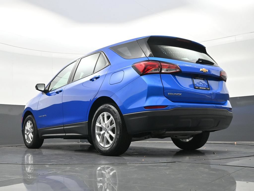 Used 2024 Chevrolet Equinox LS FWD image 26