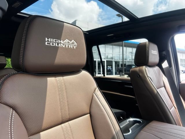 New 2026 Chevrolet Suburban High Country AWD/4WD image 23