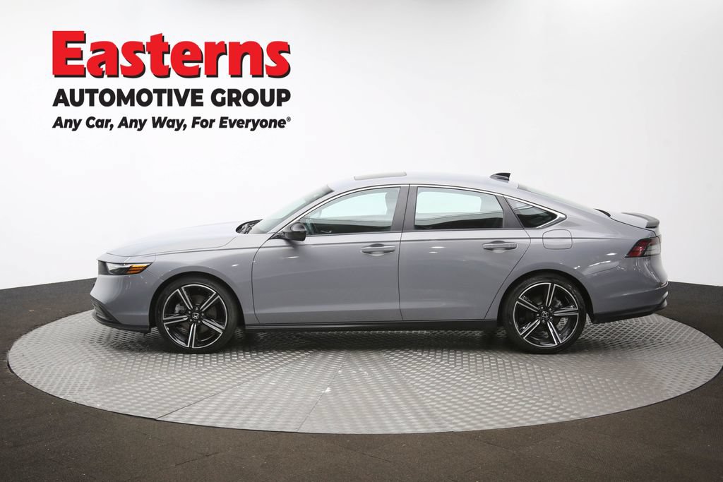 Used 2025 Honda Accord Sport image 57