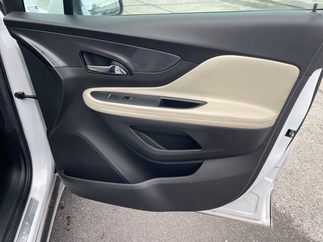 Used 2018 Buick Encore Essence AWD/4WD image 17