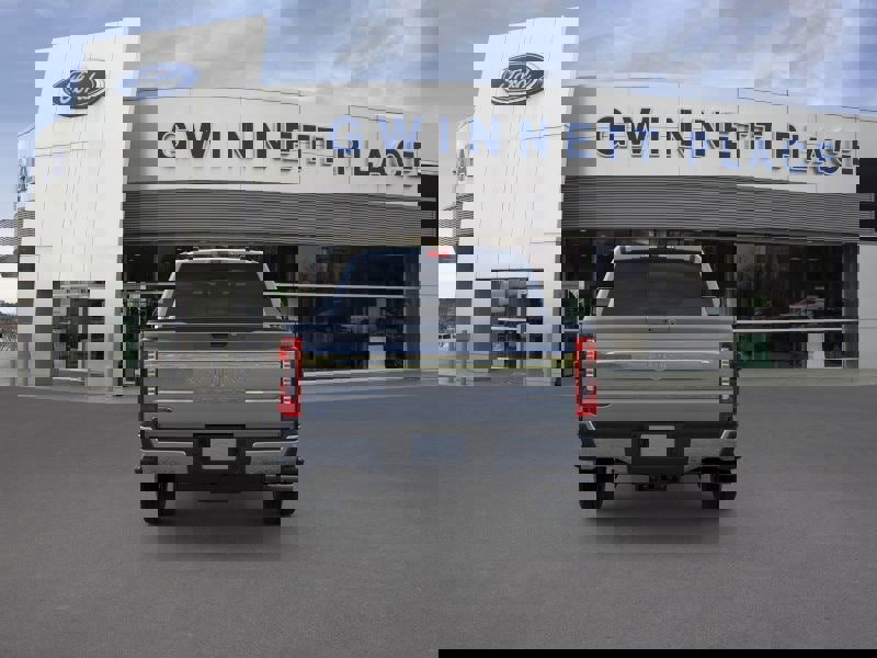 New 2025 Ford F250 4x4 Crew Cab Super Duty image 5