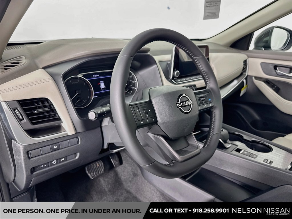 New 2026 Nissan Rogue Dark Armor FWD image 9