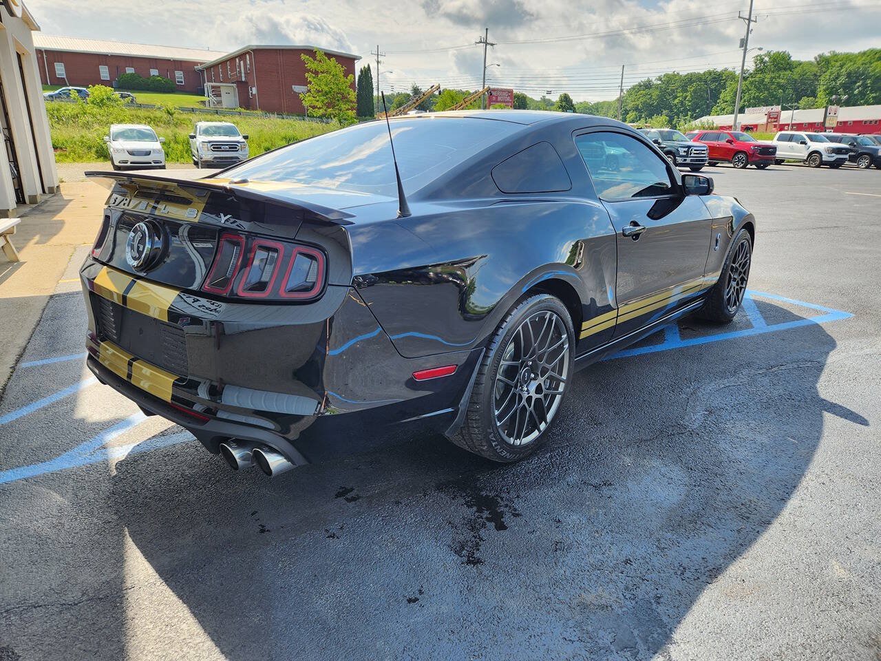 Used 2014 Ford Mustang Shelby GT500 w/ Equipment Group 821A RWD image 8