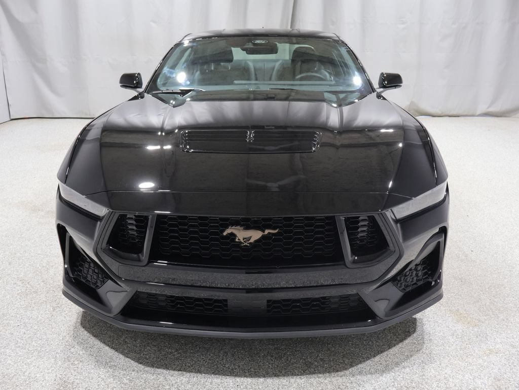 Used 2025 Ford Mustang GT Premium RWD image 8